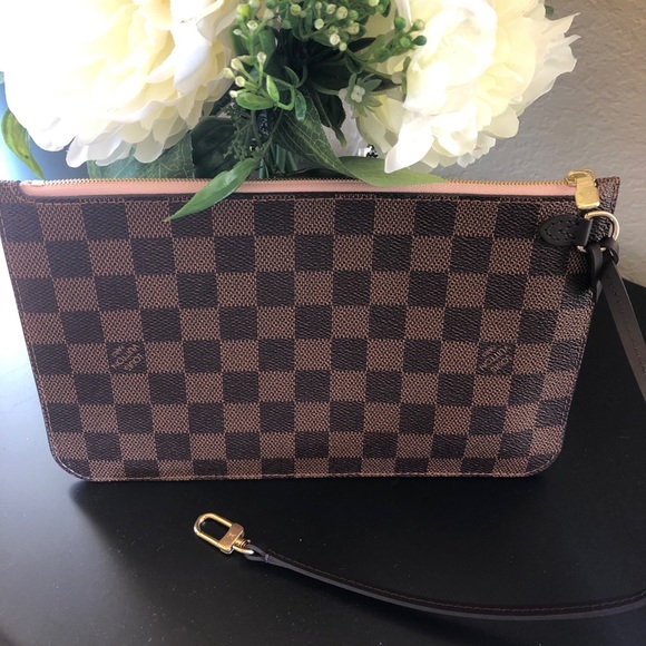 NEW Louis Vuitton Neverfull Damier Ebene Wristlet - Picture 10 of 11